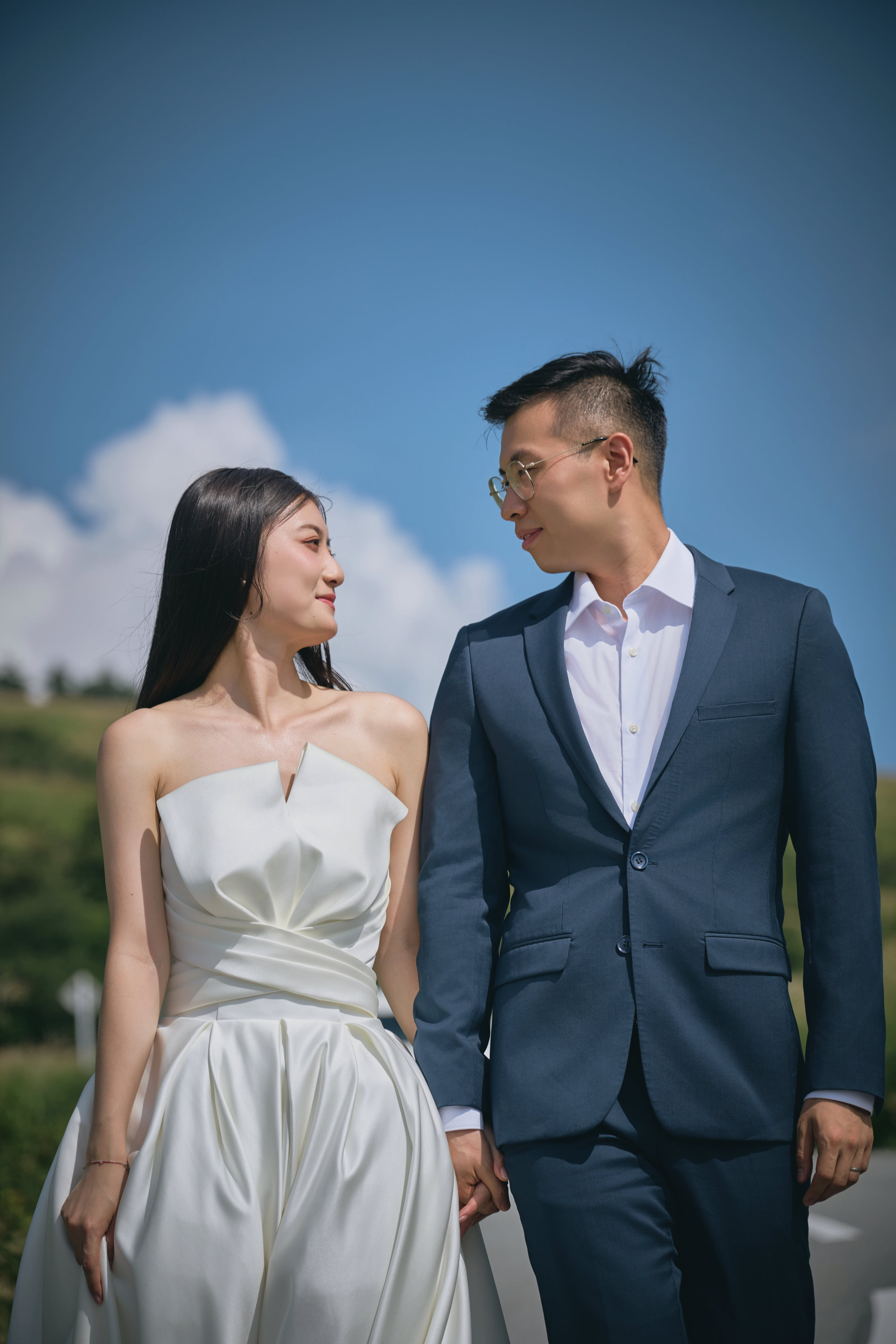 Couple portrait near Mount Fuji
