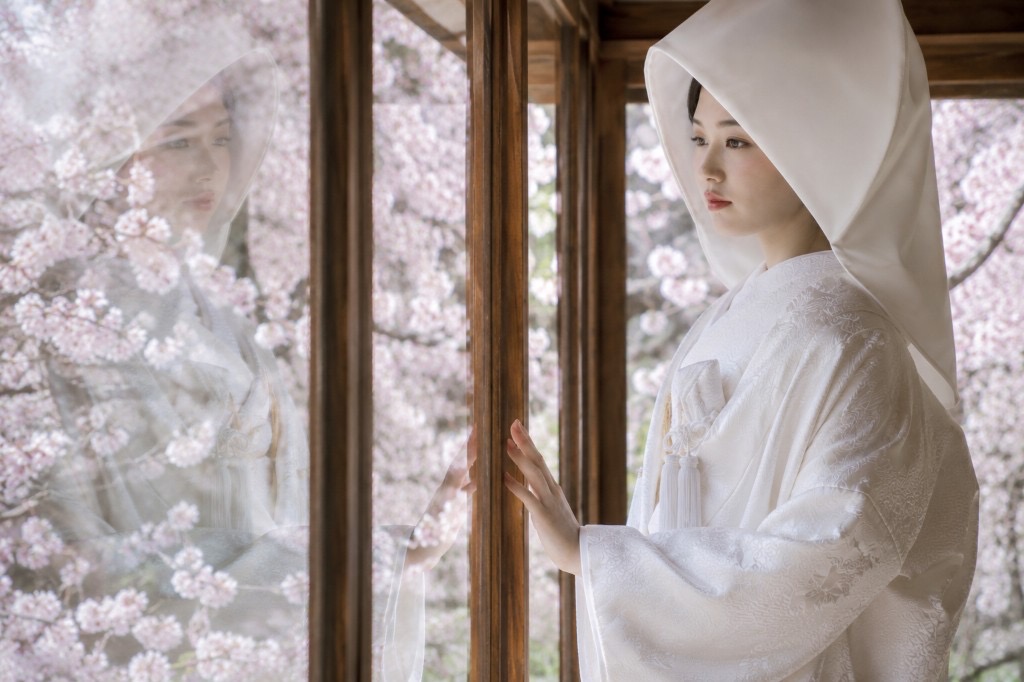 Traditional attire pre-wedding portrait